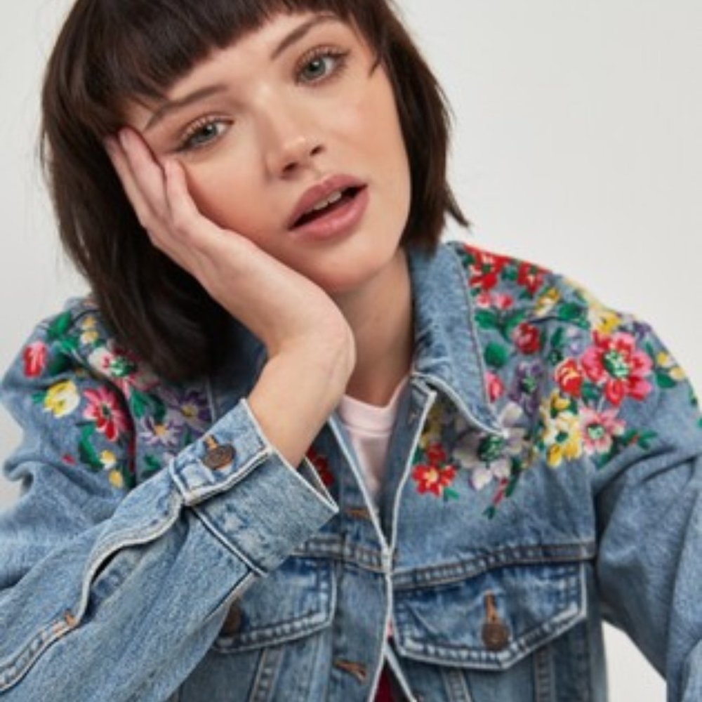 RARE Levi's Ex-boyfriend Floral Trucker Jean Jacket